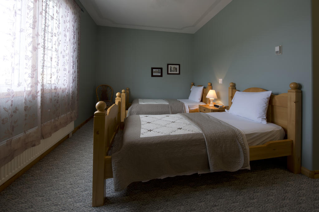 Aurora Inn Доусон-Сіті Екстер'єр фото